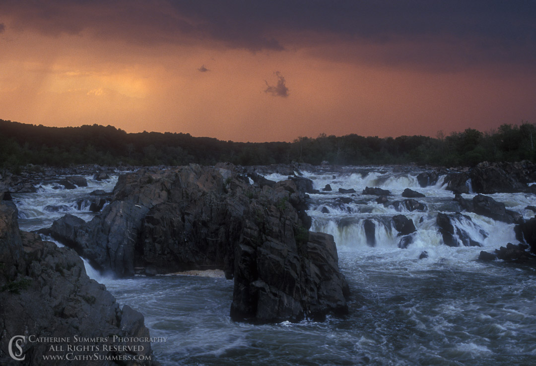 91_0465: DC, horizontal, Great Falls, Potomac, storm, waterfall, Potomac River, landscape