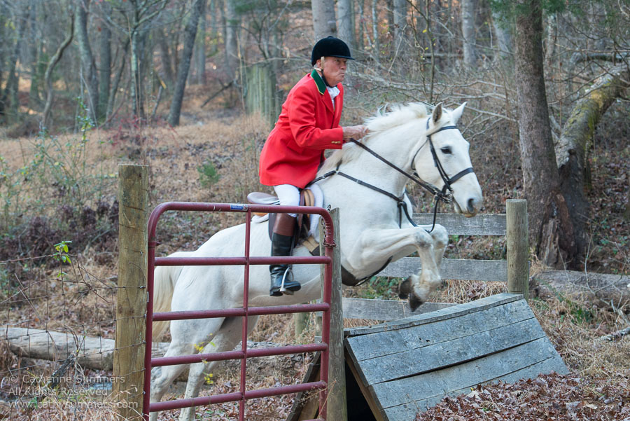 20121208_023: coop, jumping