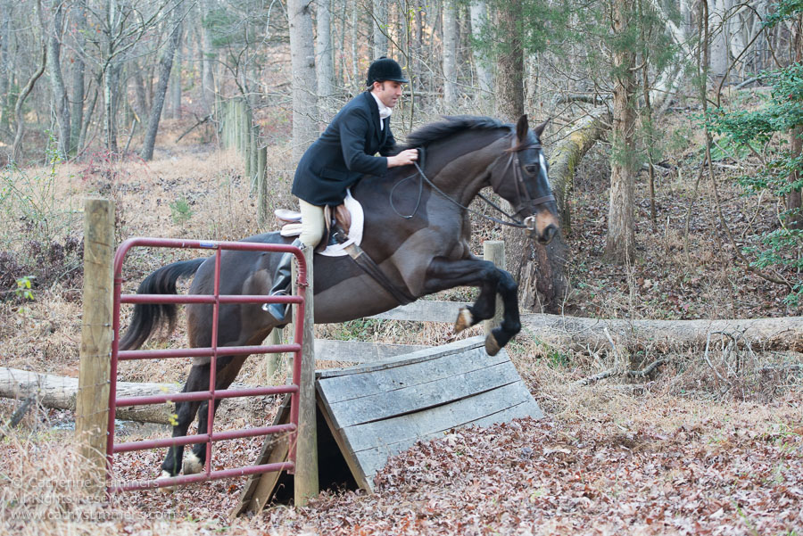 20121208_027: coop, jumping