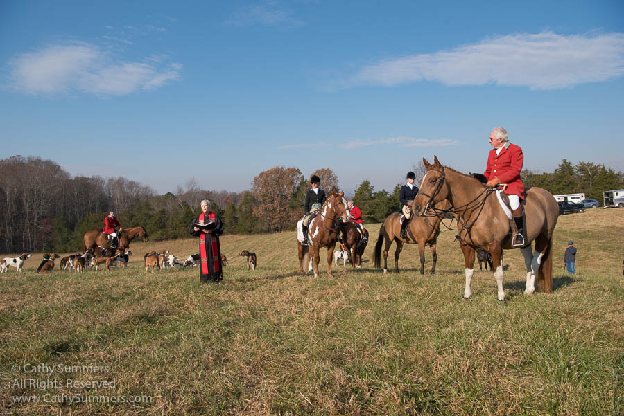 20161124_072: blessing the hounds, Liz King, Pat Butterfield