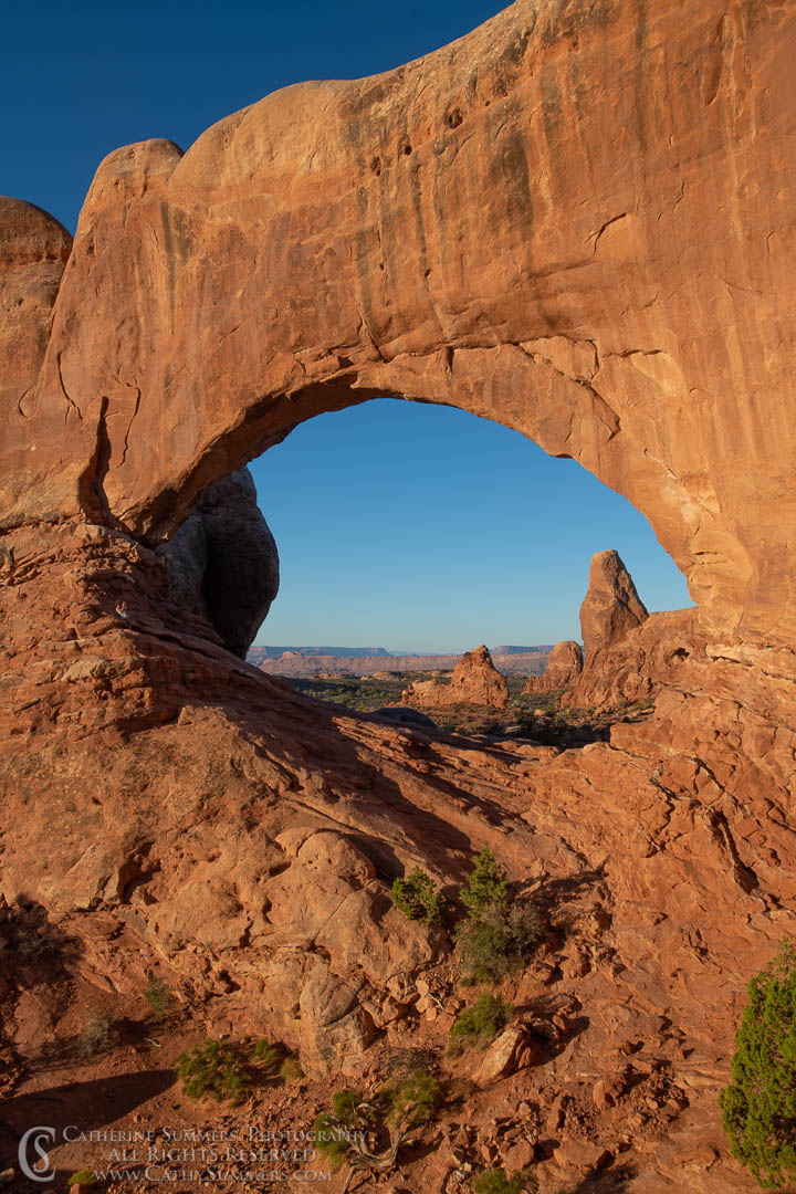 20180920_019: vertical, Arches National Park, North Window Arch