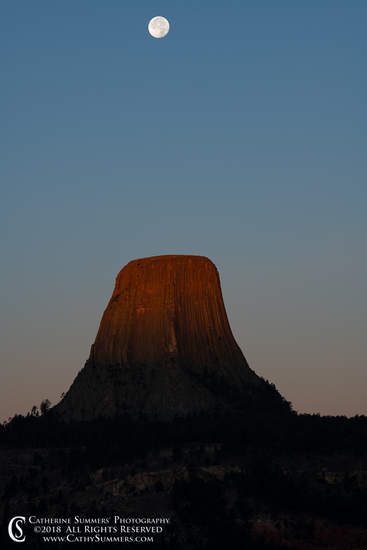 Devil's Tower and Full Moon at Sunrise: Devil's Tower National Monument