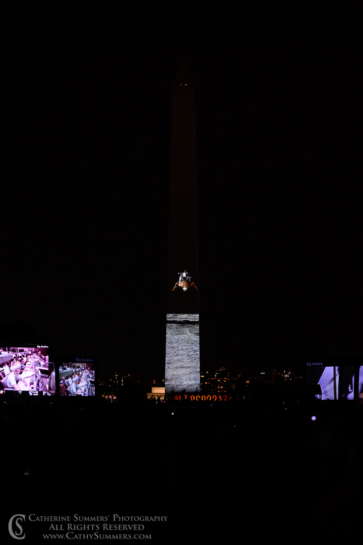 Apollo 11 Celebration - LEM Descending to the Moon 20190720_659: vertical, Washington Monument, Apollo 11, Apollo 11 50th Anniversary