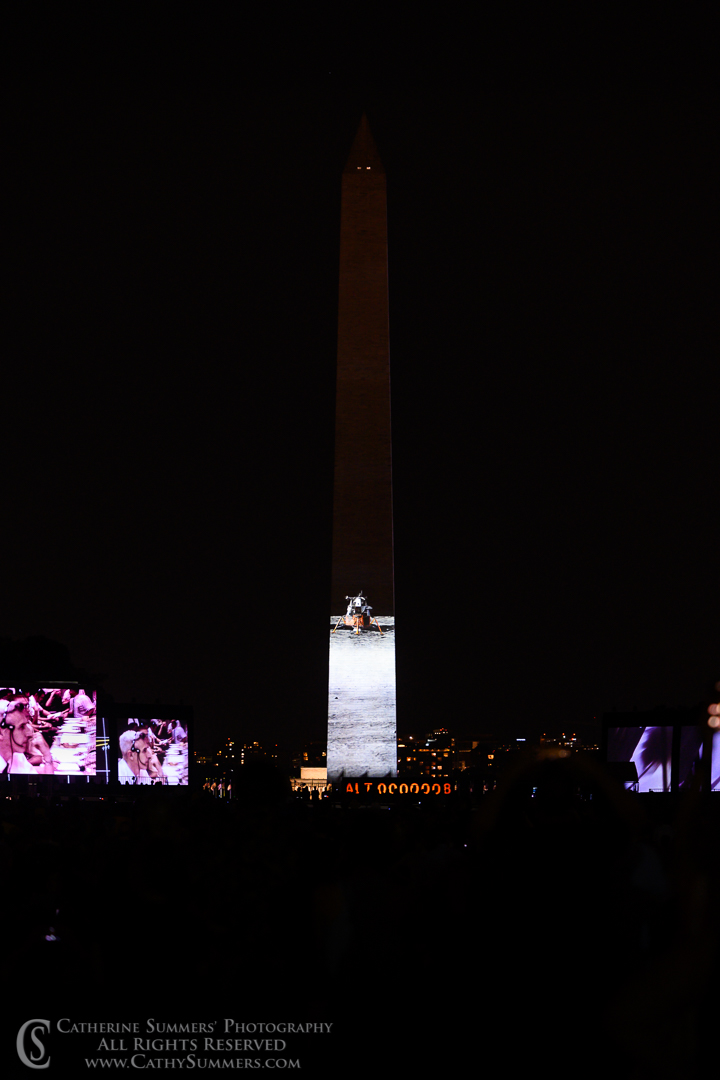 Apollo 11 Celebration - LEM Descending to the Moon 20190720_660: vertical, Washington Monument, Apollo 11, Apollo 11 50th Anniversary