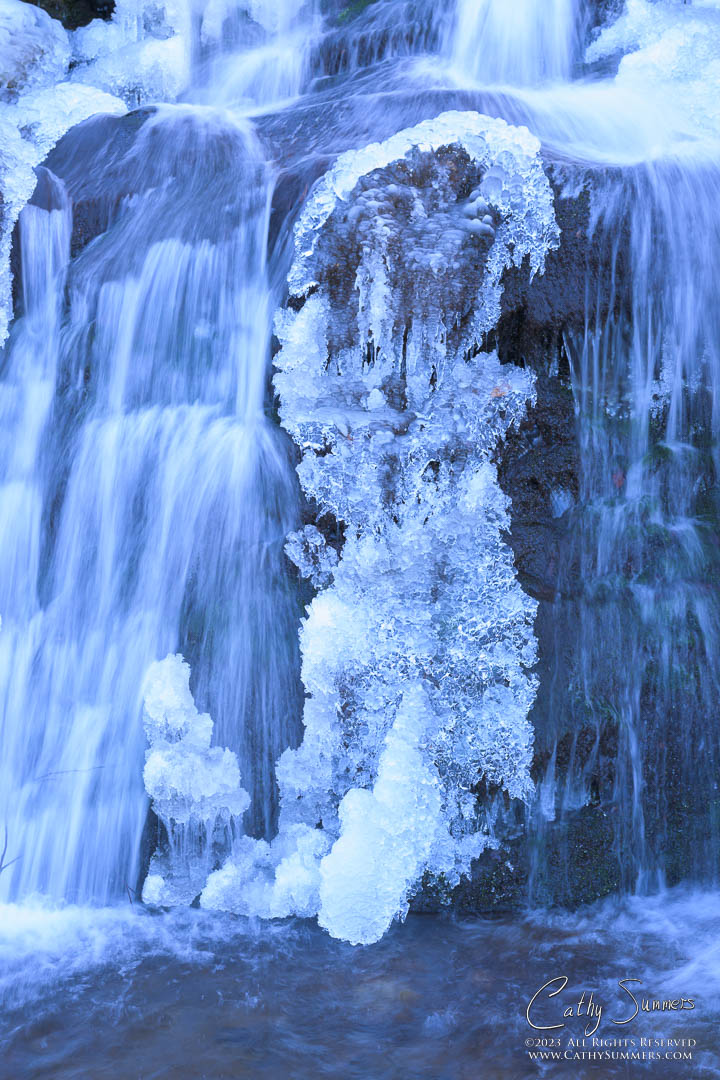 20230204_NZ94654: vertical, waterfall, winter, Shenandoah National Park, ice, Blue Ridge Mountains, Dark Hollow Falls