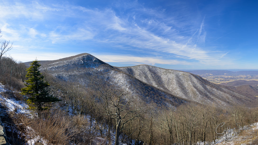 20230204_NZ94730: clouds, horizontal, winter, snow, Shenandoah National Park, Blue Ridge Mountains, Skyline Drive, Hawksbill