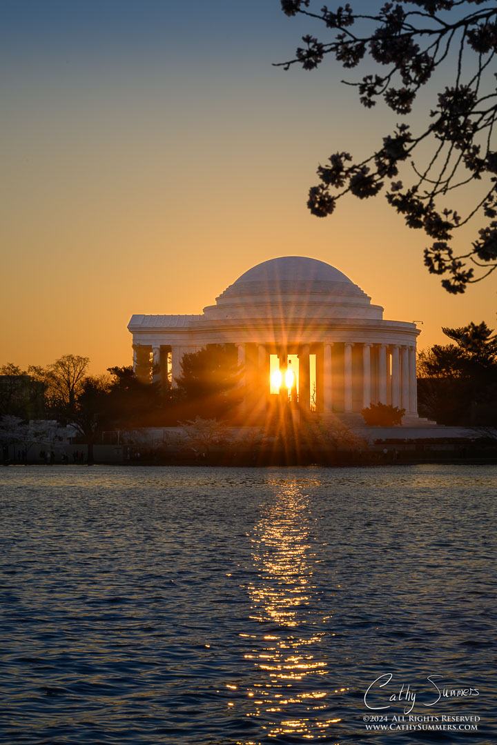 20240322_NZ80935: Cherry Blossom, DC, Jefferson Memorial, Tidal Basin, Washington, reflection, sunrise, sunstar