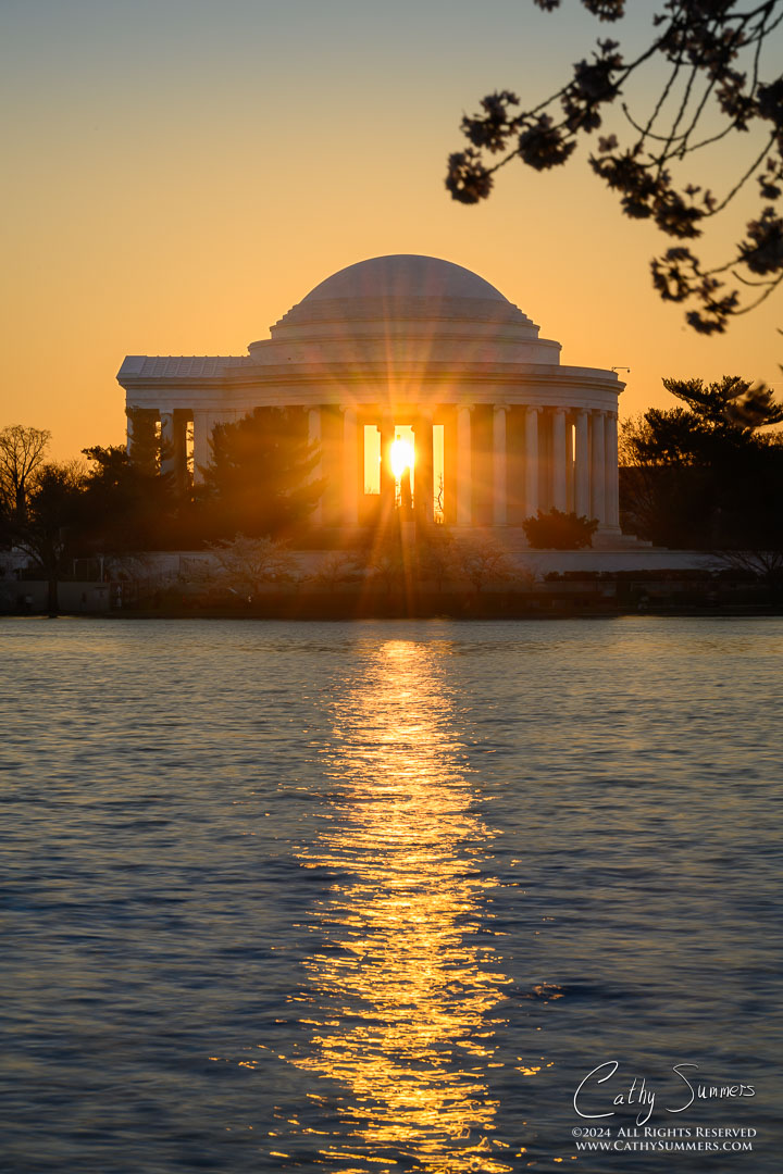 20240322_NZ80936: Cherry Blossom, DC, Jefferson Memorial, Tidal Basin, Washington, reflection, sunrise, sunstar