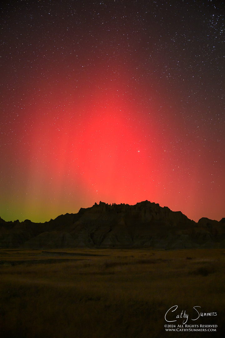 20241006_NZ80028-2: night, stars, astrophotography, Badlands National Park, aurora borealis