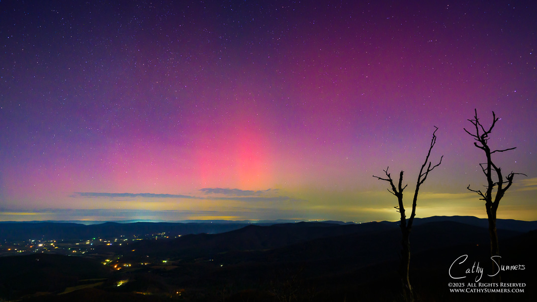 Aurora Borealis / Northern Lights from Shenandoah National Park