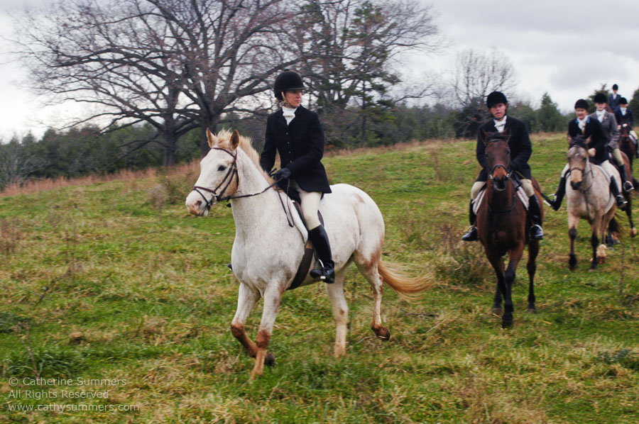 F2004_TH_32: Farmington Hunt, Fox Hunting, 2004, Liz King