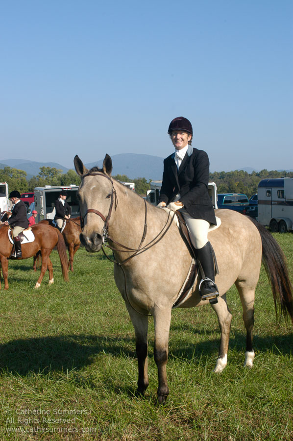 F2005_010: Farmington Hunt, Fox Hunting, 2005, Muffin Barnes