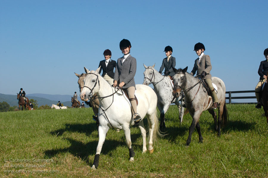 F2005_019: Farmington Hunt, Fox Hunting, 2005, Stewart Summers, Jeannette Fellows