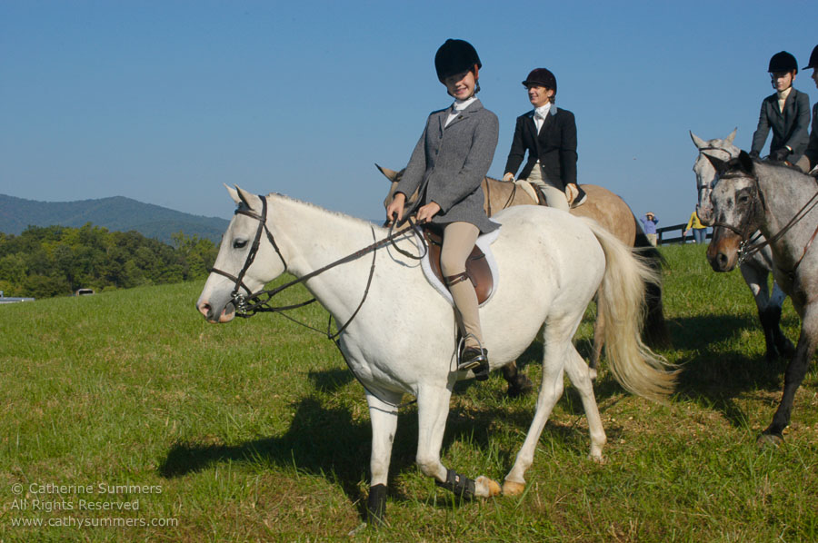 F2005_020: Farmington Hunt, Fox Hunting, 2005, Stewart Summers, Muffin Barnes