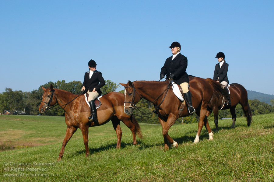 F2005_025: Farmington Hunt, Fox Hunting, 2005, Pattie Boden, Diane Hawkins