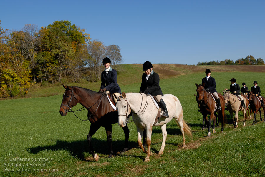 FH2006_020: Farmington Hunt, Fox Hunting, 2006, Joy Crompton, Gloria Fennel