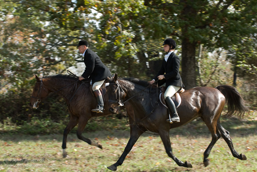 FH_2007_022: Farmington Hunt, Fox Hunting, Opening Meet, Hidden Fox