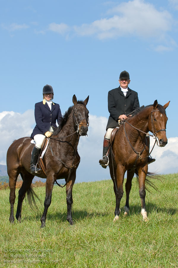 FH_2007_043: Farmington Hunt, Fox Hunting, Opening Meet, Hidden Fox