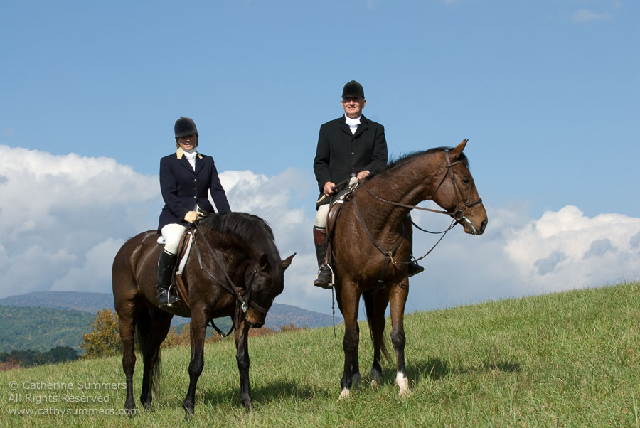 FH_2007_045: Farmington Hunt, Fox Hunting, Opening Meet, Hidden Fox
