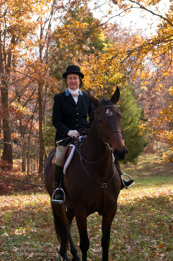 FH_20081108_007: Farmington Hunt, Fox Hunting, Opening Meet, Millington, Beth Sutton