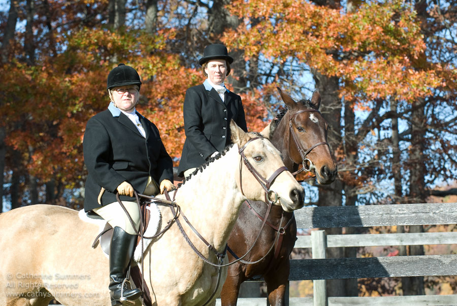 FH_20081108_026: Farmington Hunt, Fox Hunting, Opening Meet, Millington, Beth Sutton, Pattie Boden