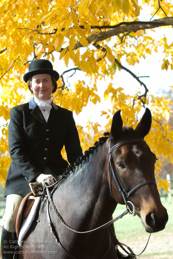 FH_20081108_043: Farmington Hunt, Fox Hunting, Opening Meet, Millington, Beth Sutton
