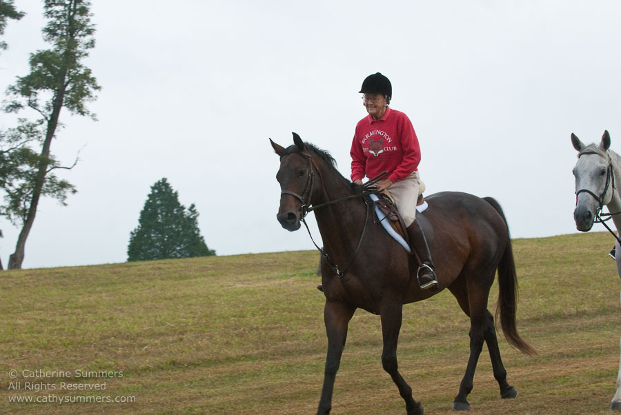 FH_20090907_022: Farmington Hunt, Fox Hunting, Carol Easter, Foxfield