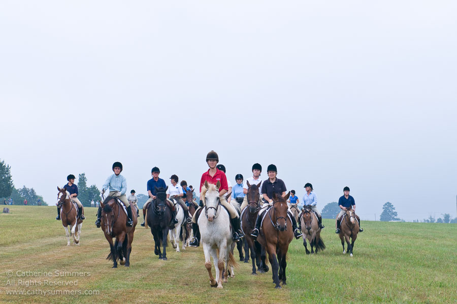 FH_20090907_040: Farmington Hunt, Fox Hunting, Foxfield, Bobbie Wells, cubbing, Hilltoppers, Liz King