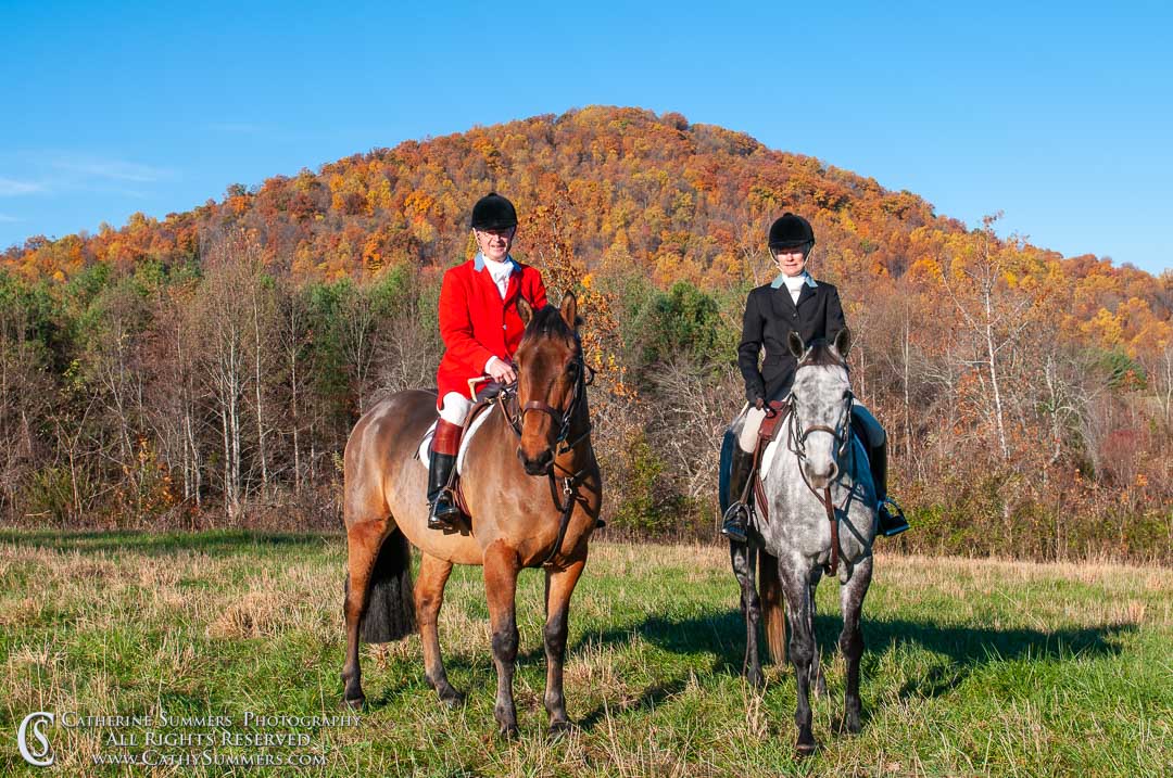 FH_20101114_072: Farmington Hunt, Fox Hunting, Ken Chapman, Carolyn Chapman, Yadkin Farm